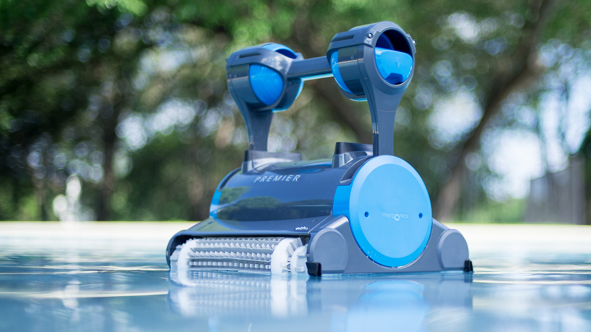 Robot électrique Dolphin S300 Mytronics performant, leger, efficace