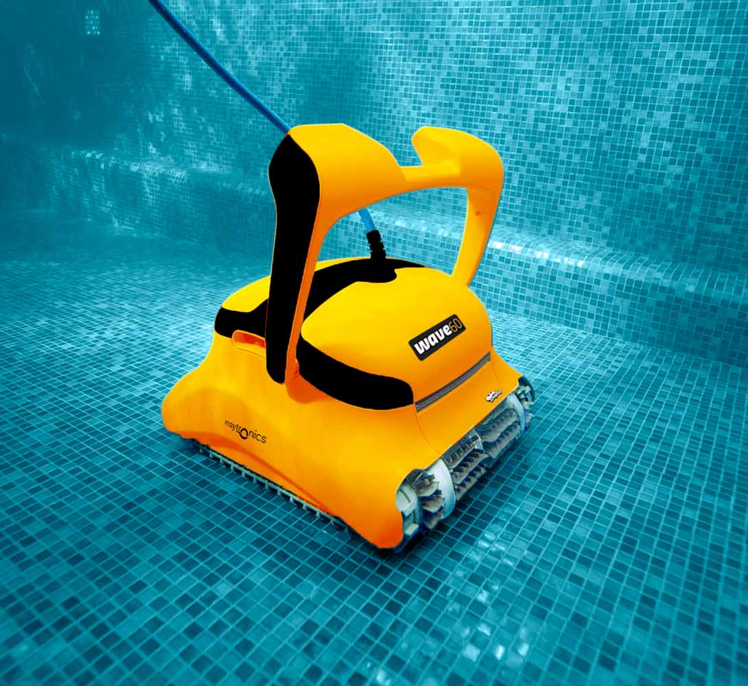Dolphin Wave 60 cleaning a pool floor